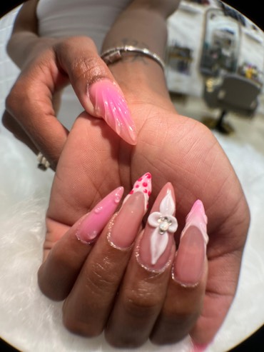 Hope Arousie Ladies Salon 