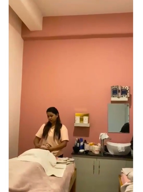 Shaheen deira ladies salon